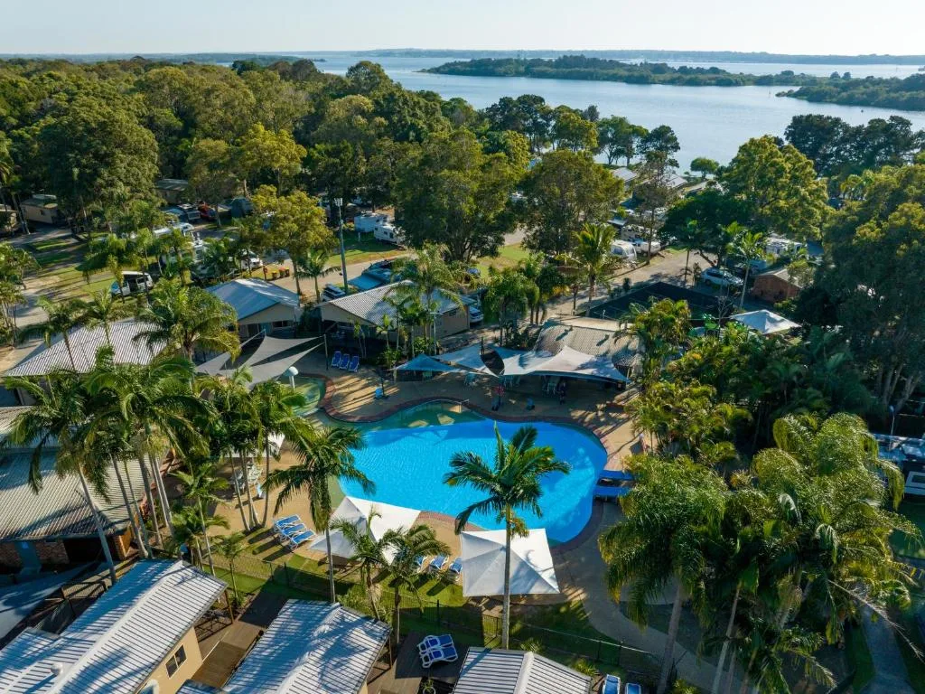 Blue Dolphin Resort Hotel