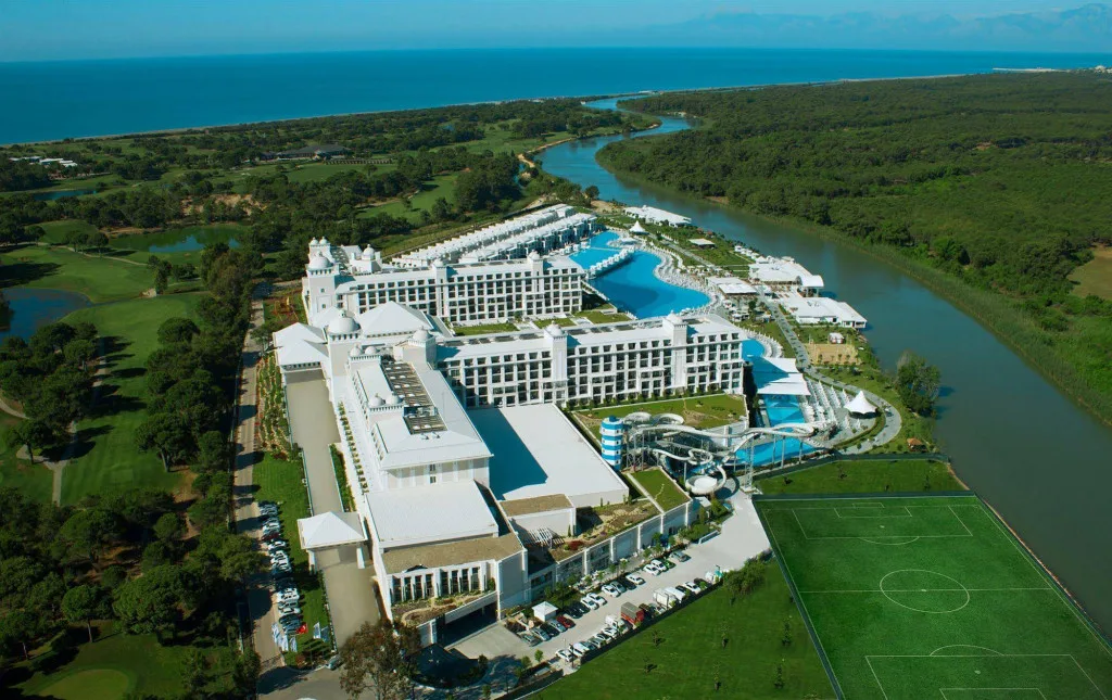 TITANIC DELUXE GOLF BELEK